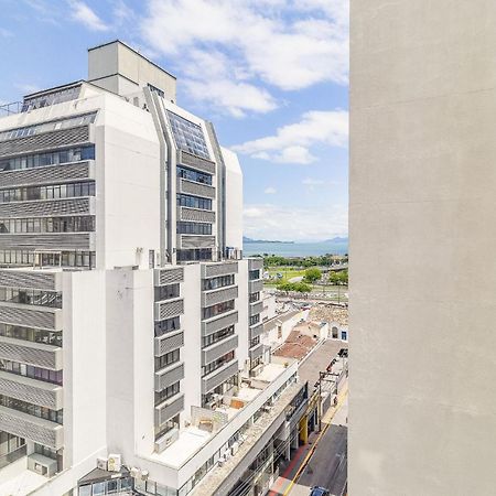 Aptos Modernos No Centro De Floripa - Vlr Florianopolis Ngoại thất bức ảnh