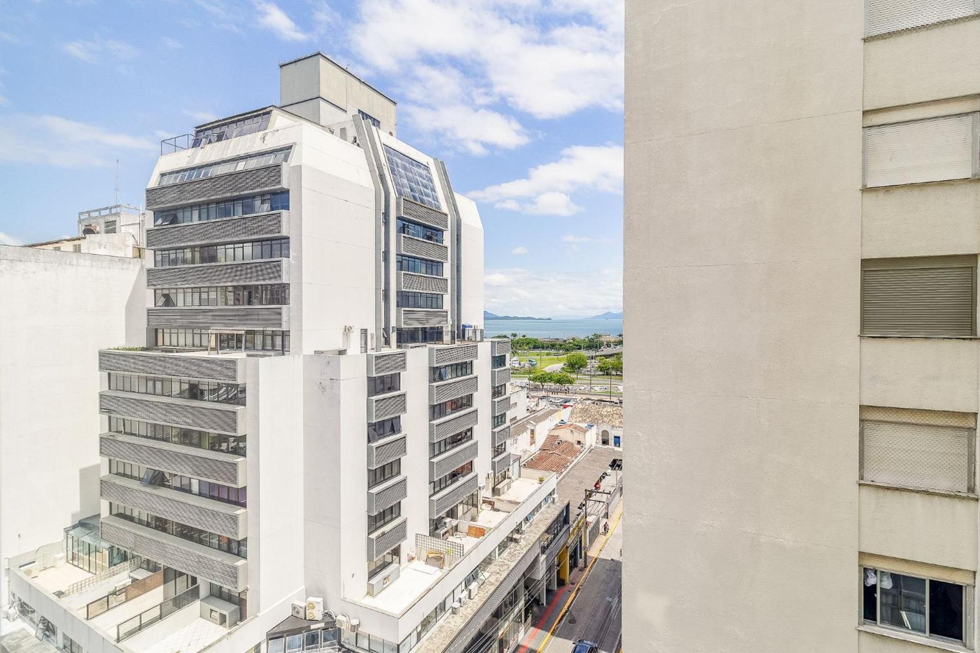 Aptos Modernos No Centro De Floripa - Vlr Florianopolis Ngoại thất bức ảnh
