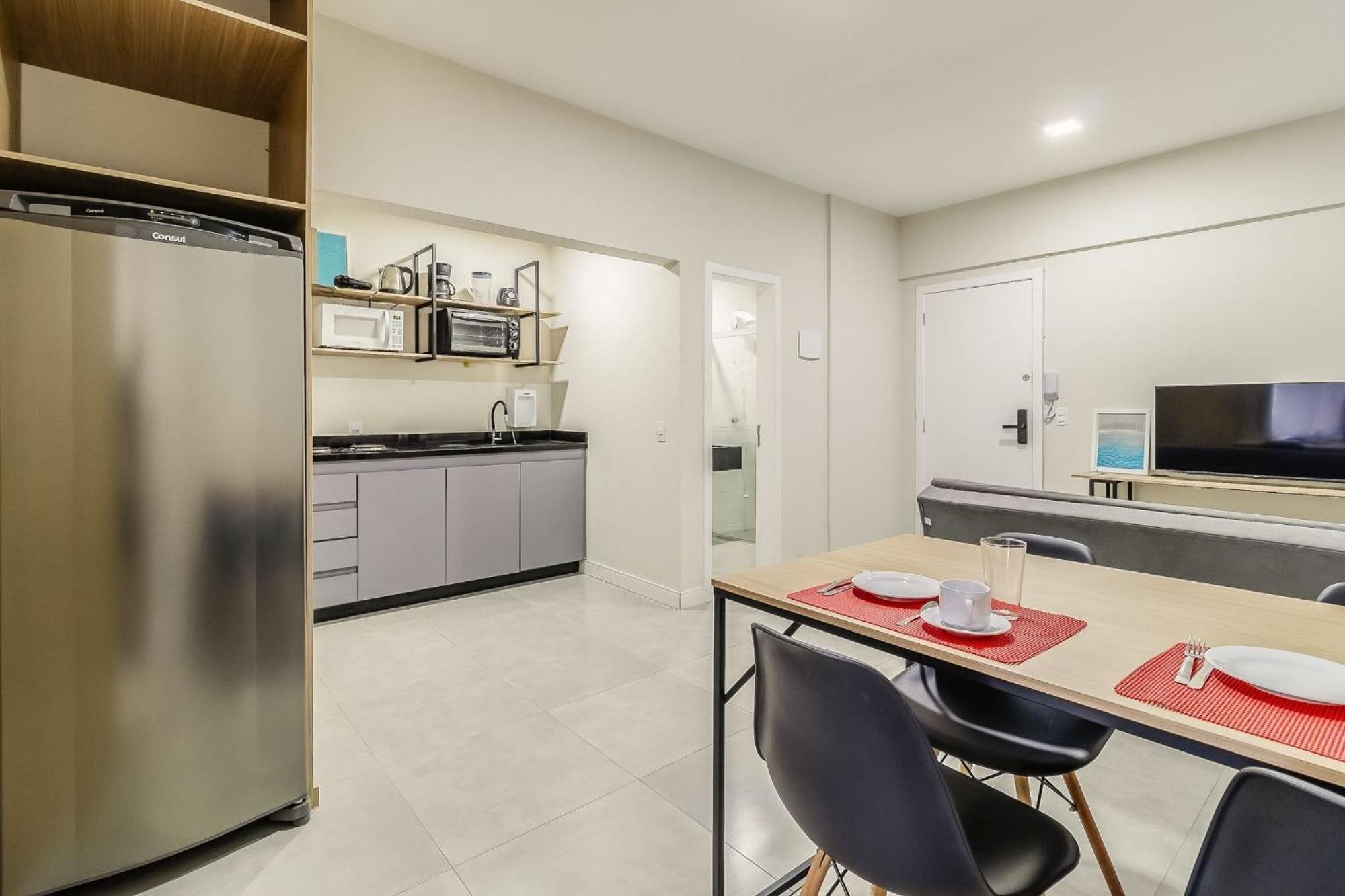 Aptos Modernos No Centro De Floripa - Vlr Florianopolis Ngoại thất bức ảnh